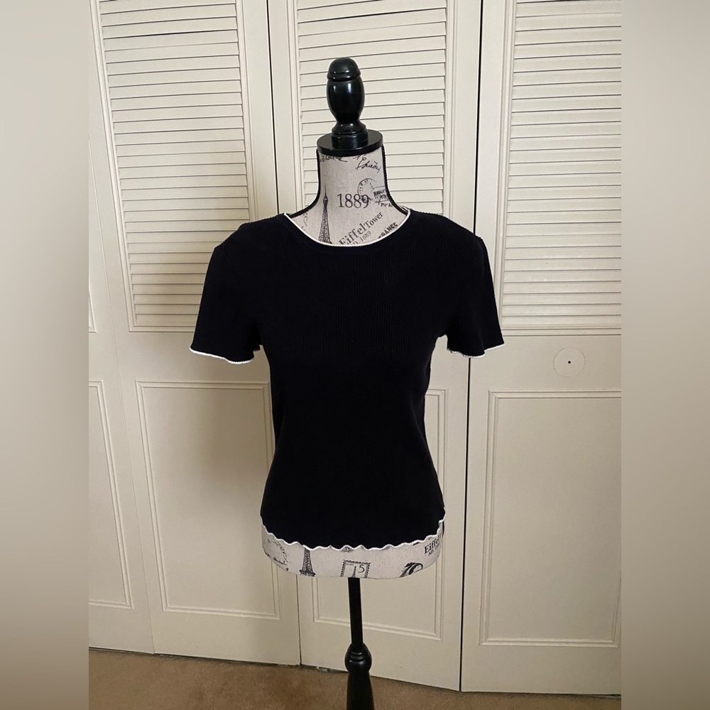 Worthington ribbed knit blouse black/ white trim